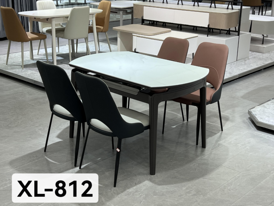 XL-812